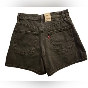 Levi’s NWT High Loose Shorts Black Wash size 25